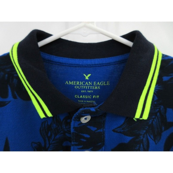 AMERICAN EAGLE SHORT SLEEVE POLO SHIRT Men's Size Medium BLUE TROPICAL FLORAL - Picture 4 of 5